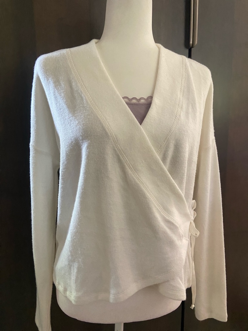 Cream Wrap Front Long Sleeve Top, size XS, Three Dot brand - Picture 2 of 13